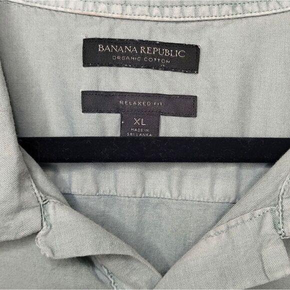 Banana Republic Sage Green Relaxed Fit Organic Cotton Collared Shirt - Picture 3 of 5